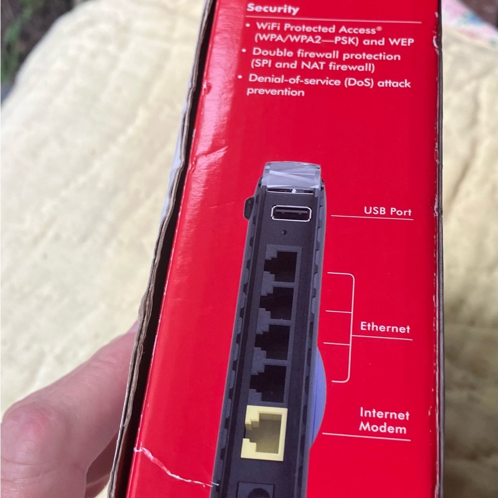 Net Gear N 600 Wireless Router - Picture 3 of 3